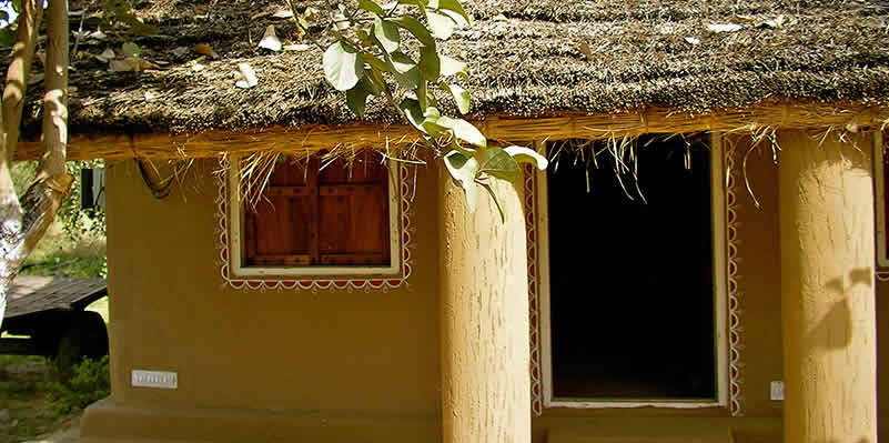 Immerse in Rajasthani folk & farm culture, a stone's throw away from Jaipur.